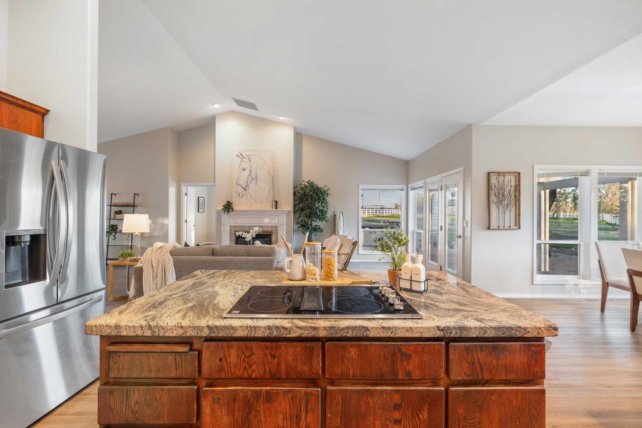 Equestrian Paradise featuring indoor riding arena - photo 9