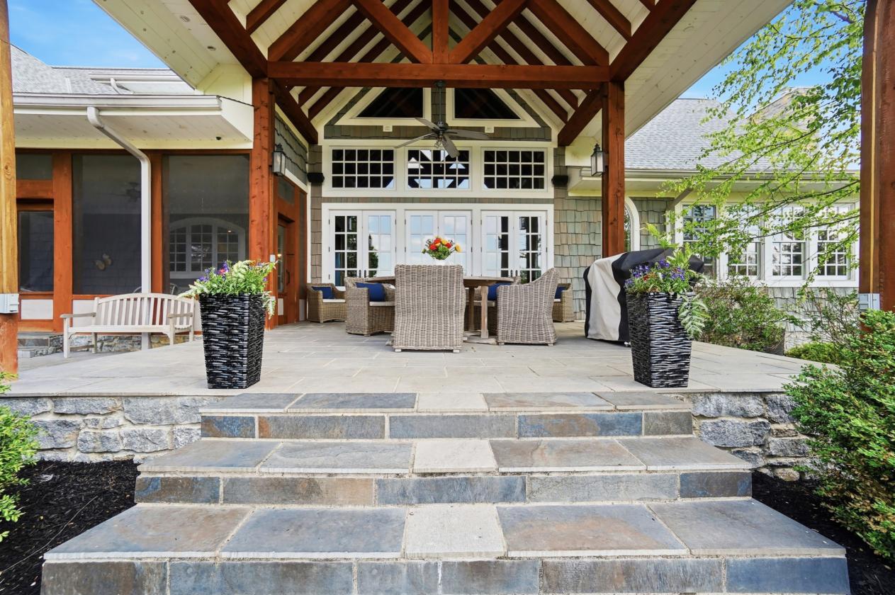 World-Class Estate in Need of Horses - photo 22