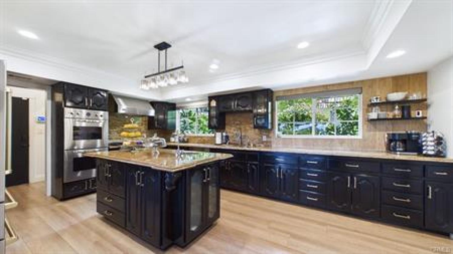 Exceptional Equestrian Estate! - photo 11