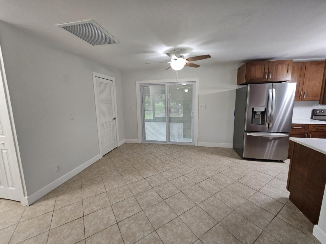 38.3 ACRE FARM WITH NEWLY REMODELED HOME - photo 9
