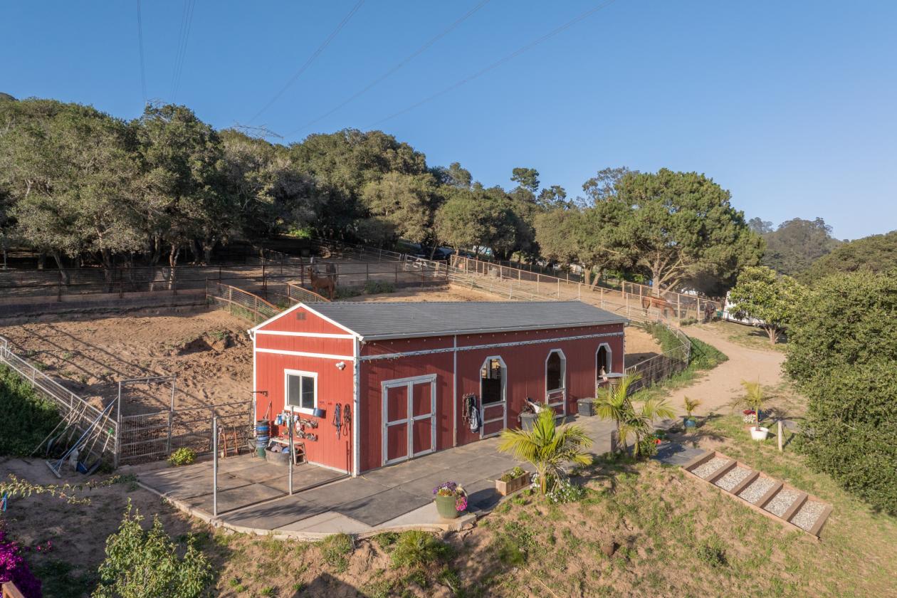 5 Acre Horse Property & Ocean Views - photo 22