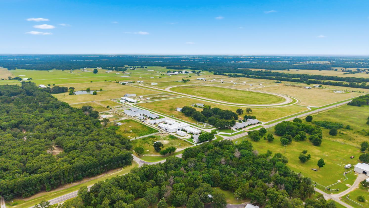 DIAMOND D RANCH EQUESTRIAN ESTATE - photo 14