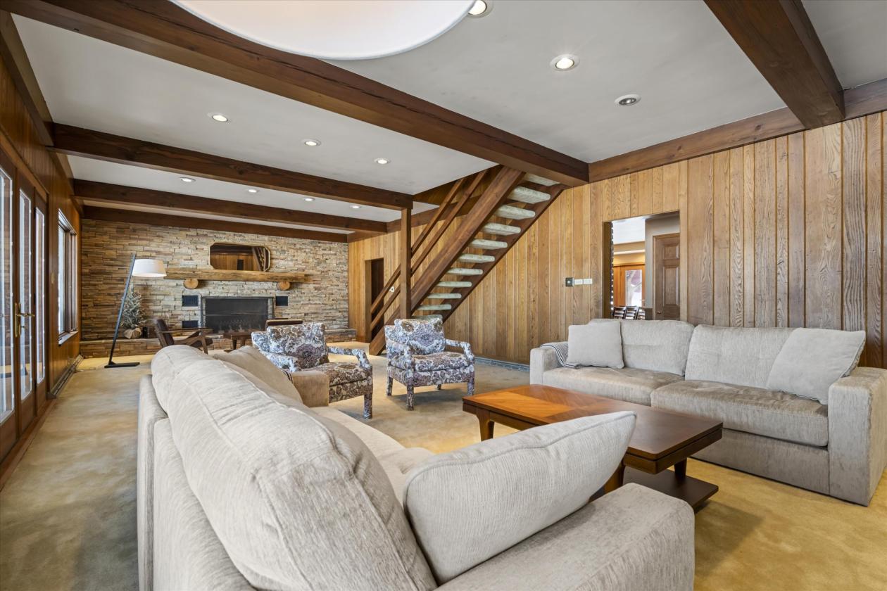 37-Acre 32 Stall Equestrian Estate w/ INDOOR - photo 22