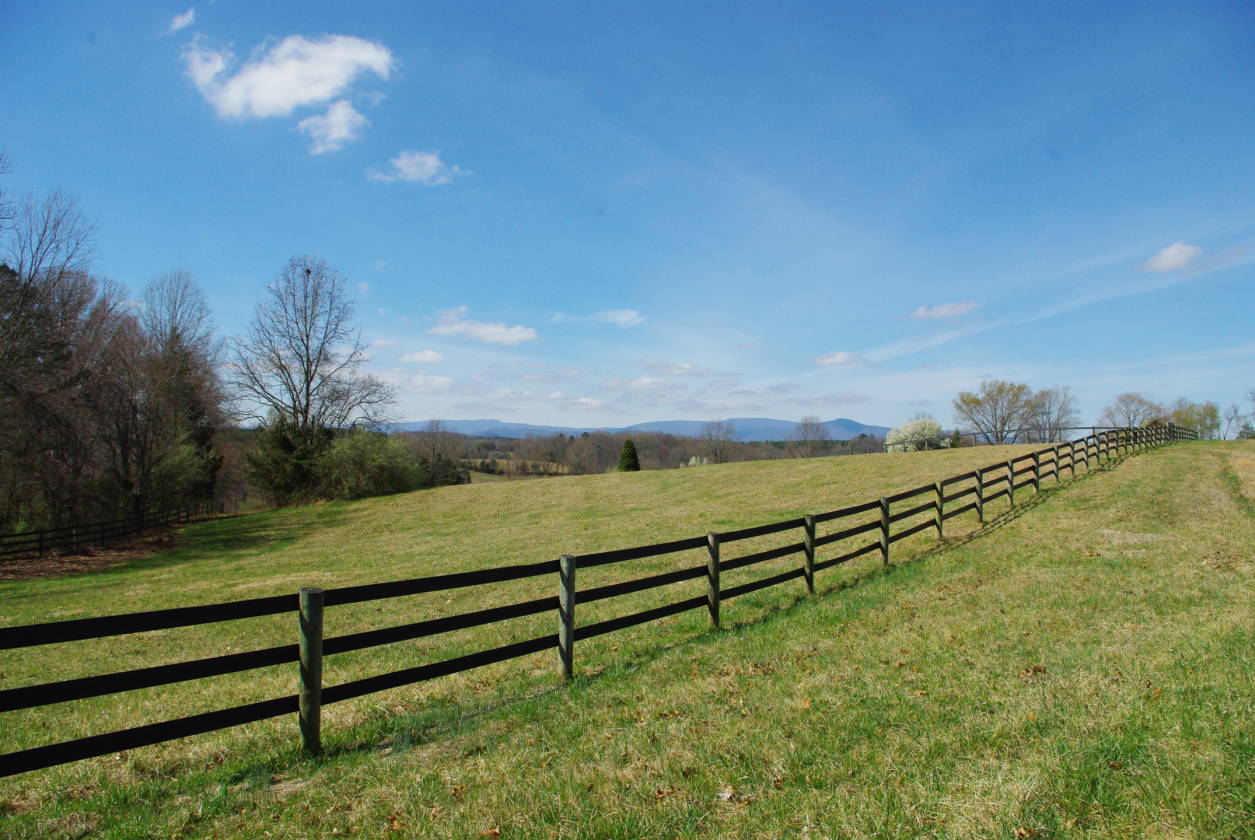 Home to Mountain View Farm Castleton, Rappahannock County