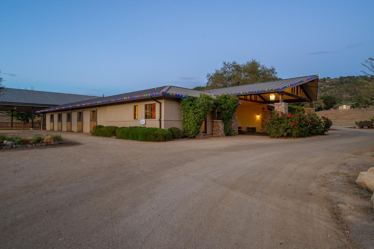 Huasna Valley for the discerning equestrian - photo 3