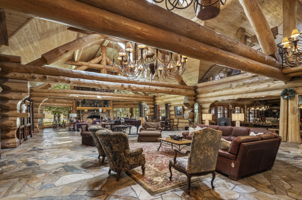 35 Acre Luxury Mountain Estate - photo 8
