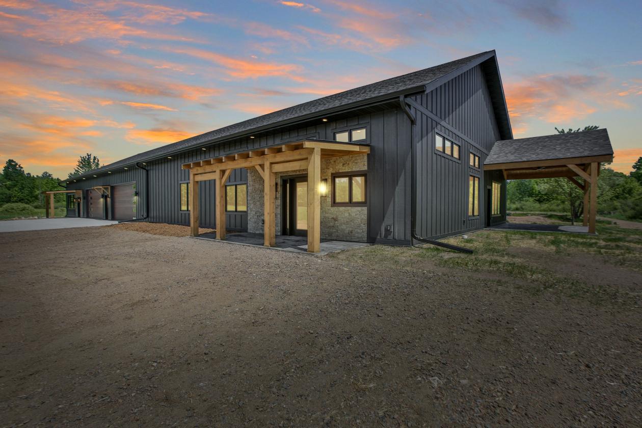 Luxury Property With Horse Potential - photo 1