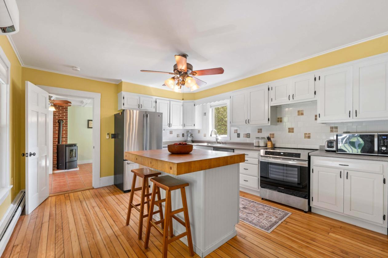 ENERGY EFFICIENT EQUESTRIAN HOMESTEAD - photo 15