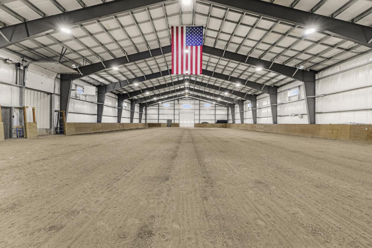 Newly built equestrian retreat with home & arena - photo 22