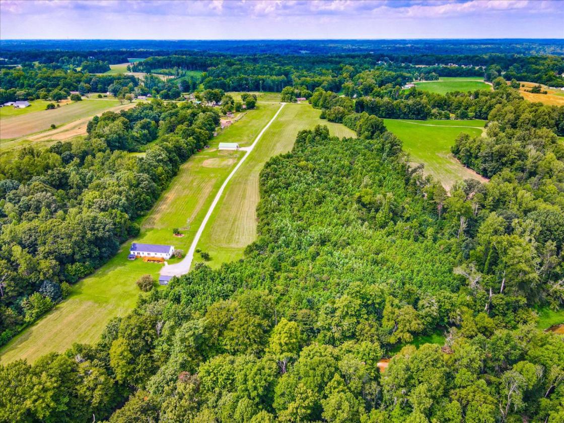 45+ACRE HORSE FARM BETWEEN GREENSBORO & BURLINGTON - photo 13