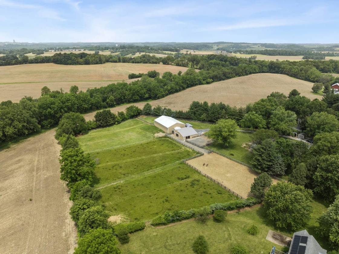 Horse Property for sale.