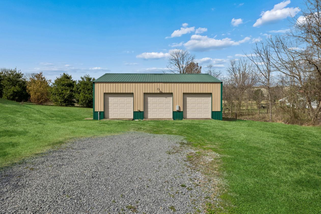 11-acre Horse or Hobby Farm with 5 stall barn - photo 10