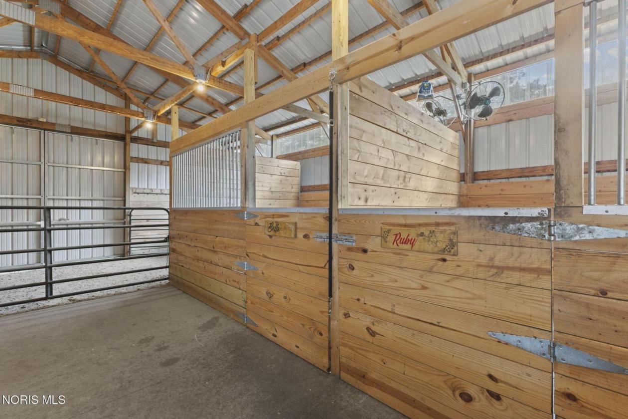 Amazing 15.5 Acre Equestrian Retreat - photo 26