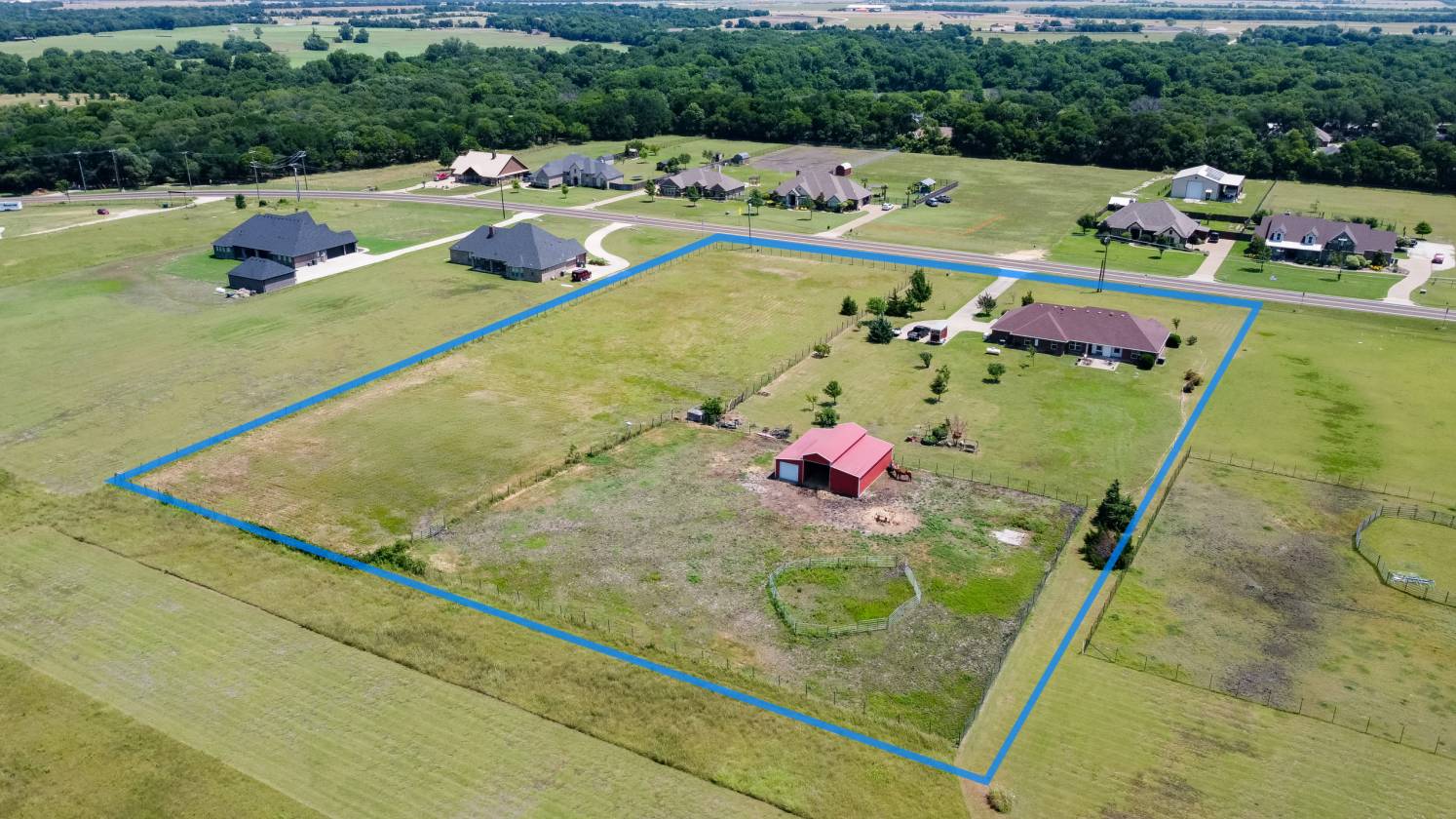 Horse Property for sale.