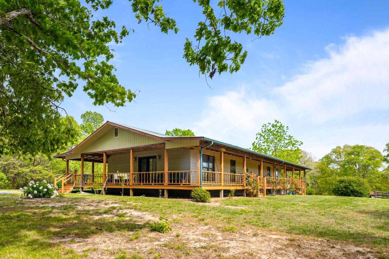60+ Acre Farm just outside Big South Fork NRRA! - photo 4
