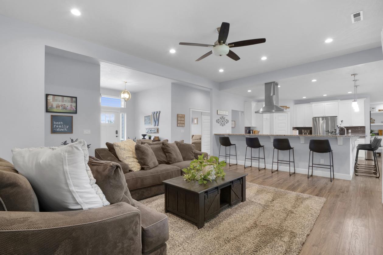 Modern Craftsman on 2.49± Irrigated Acres - photo 8