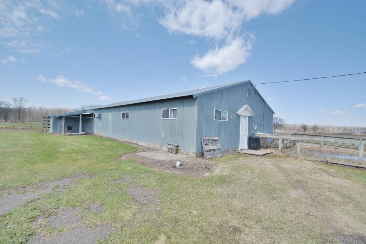 37 Acre Hobby Farm Hillman, Morrison County, Minnesota