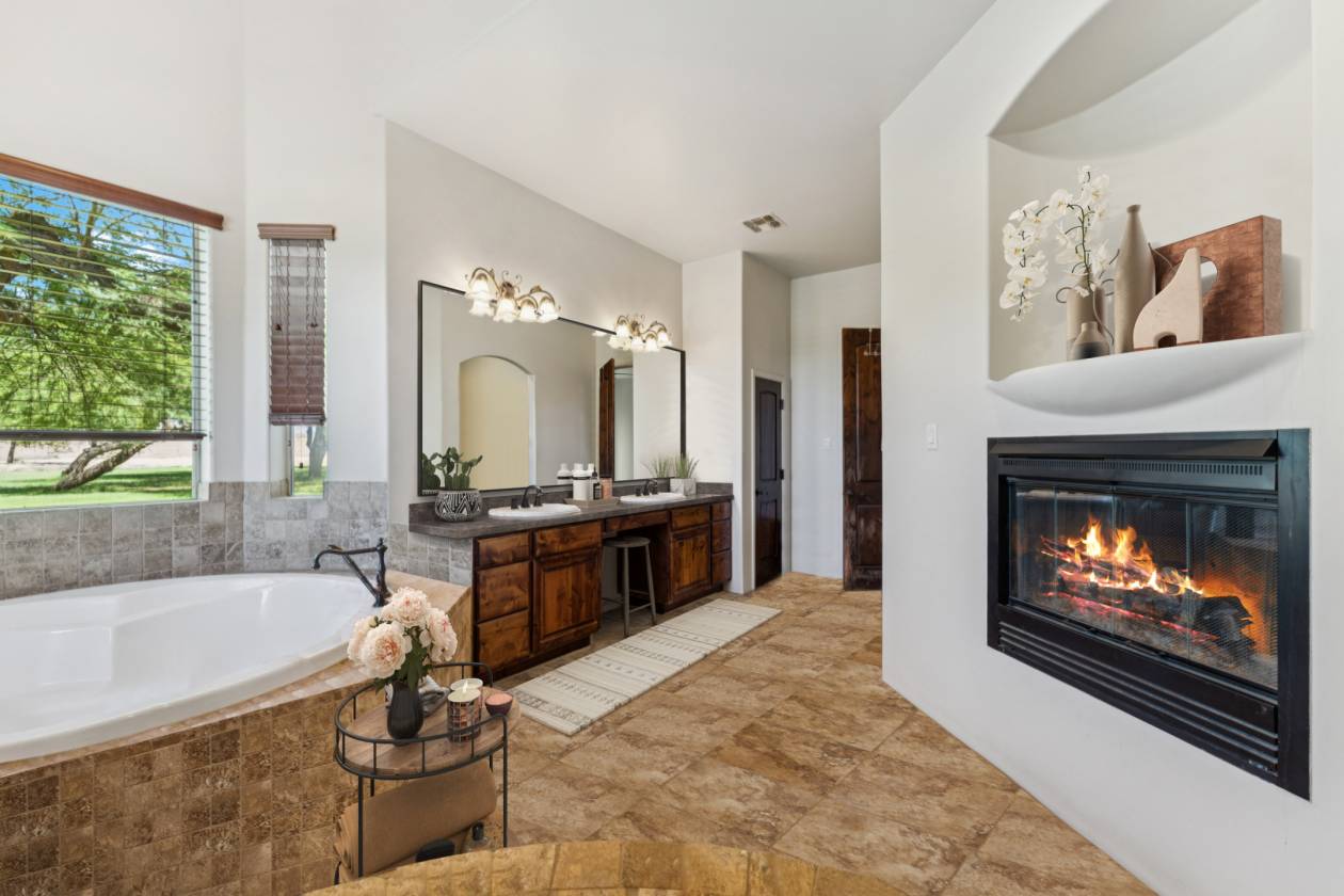 Exceptional Horse Ranch and Custom Home! - photo 24