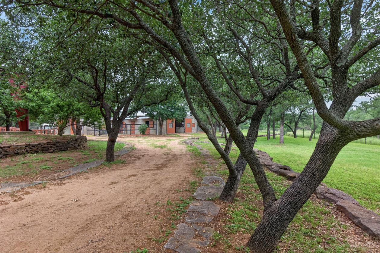 11 acre Equestrian Ranch with Lake Buchanan VIEWS - photo 17