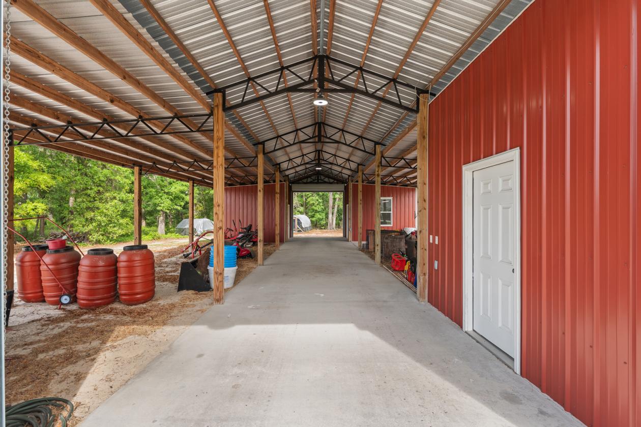 20 Acre Turnkey Horse Farm - photo 28