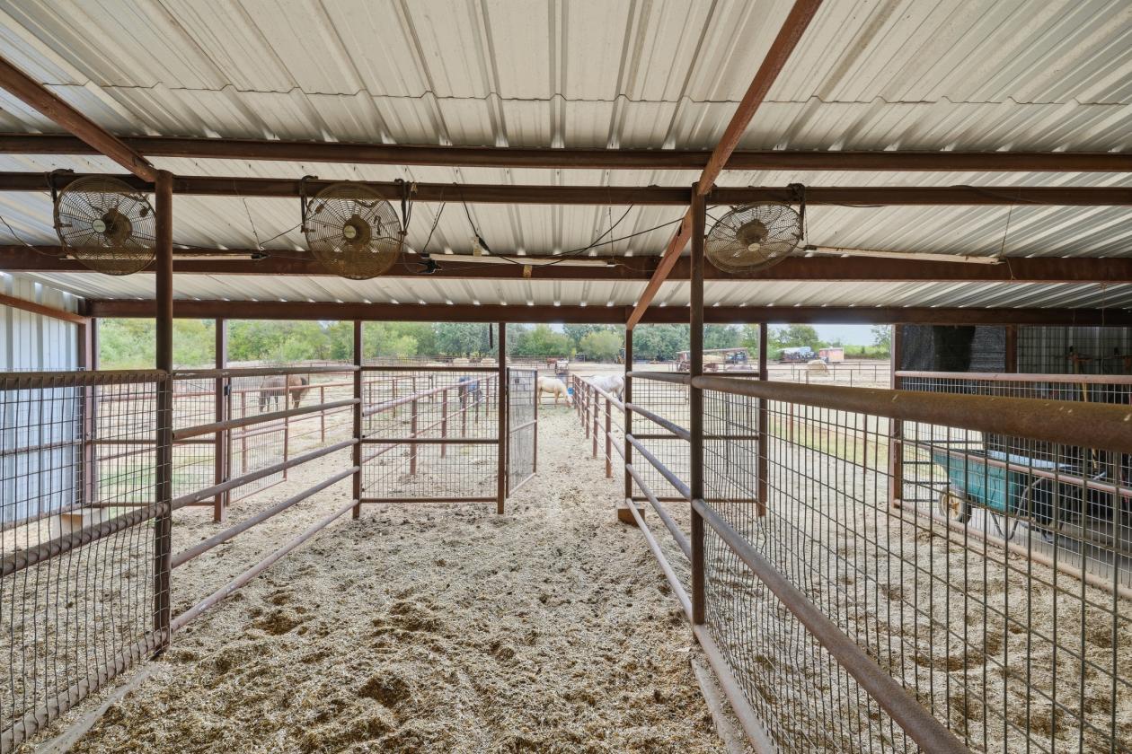 Weatherford Horse Property Near Bosque Ranch - photo 24