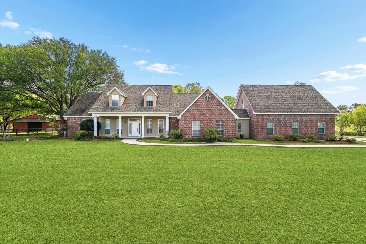 Horse Farms For Sale in River Ridge, Jefferson Parish Louisiana