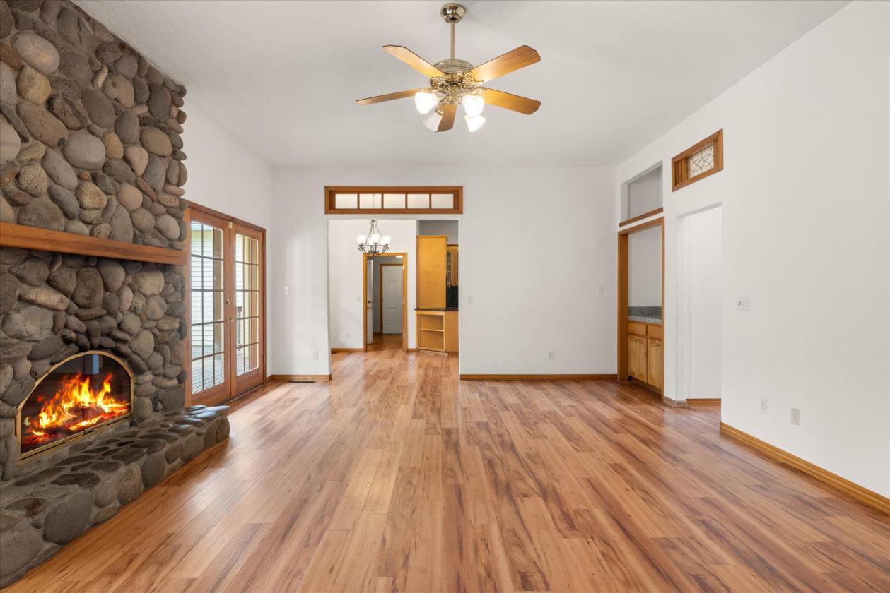 PNW Country Home w/Equestrian Foundations - photo 10