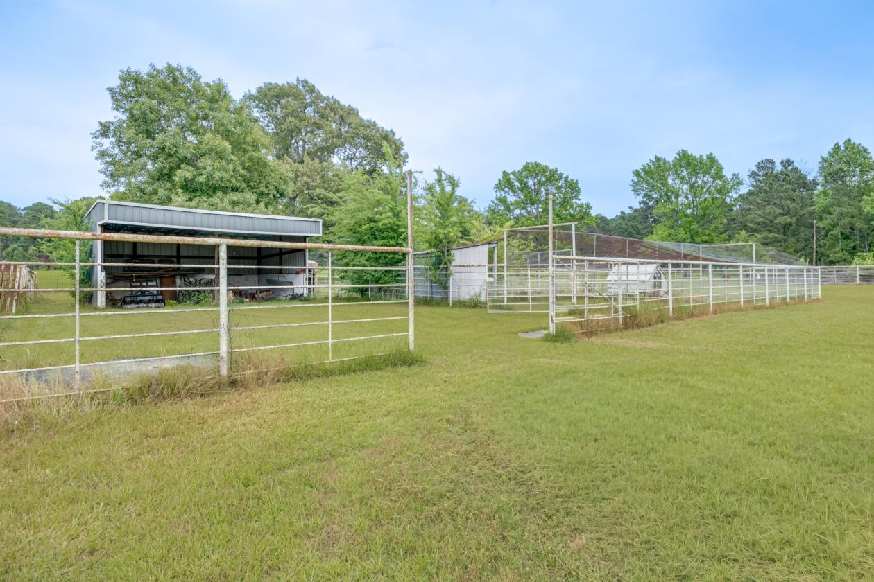 Beautiful Equestrian Ranch - photo 22
