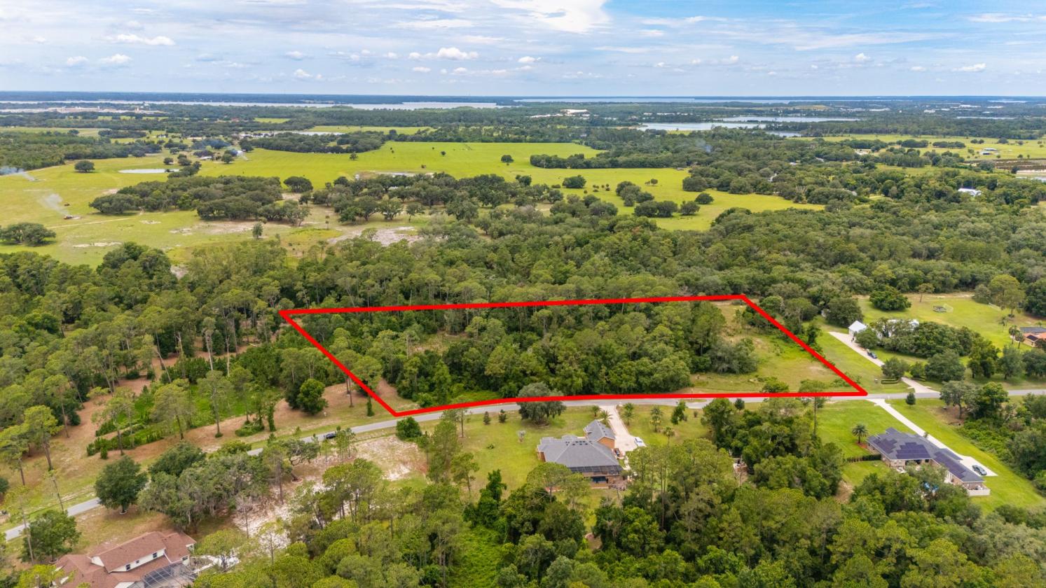 Beautiful Lot located in a gated Equestrian Area - photo 6