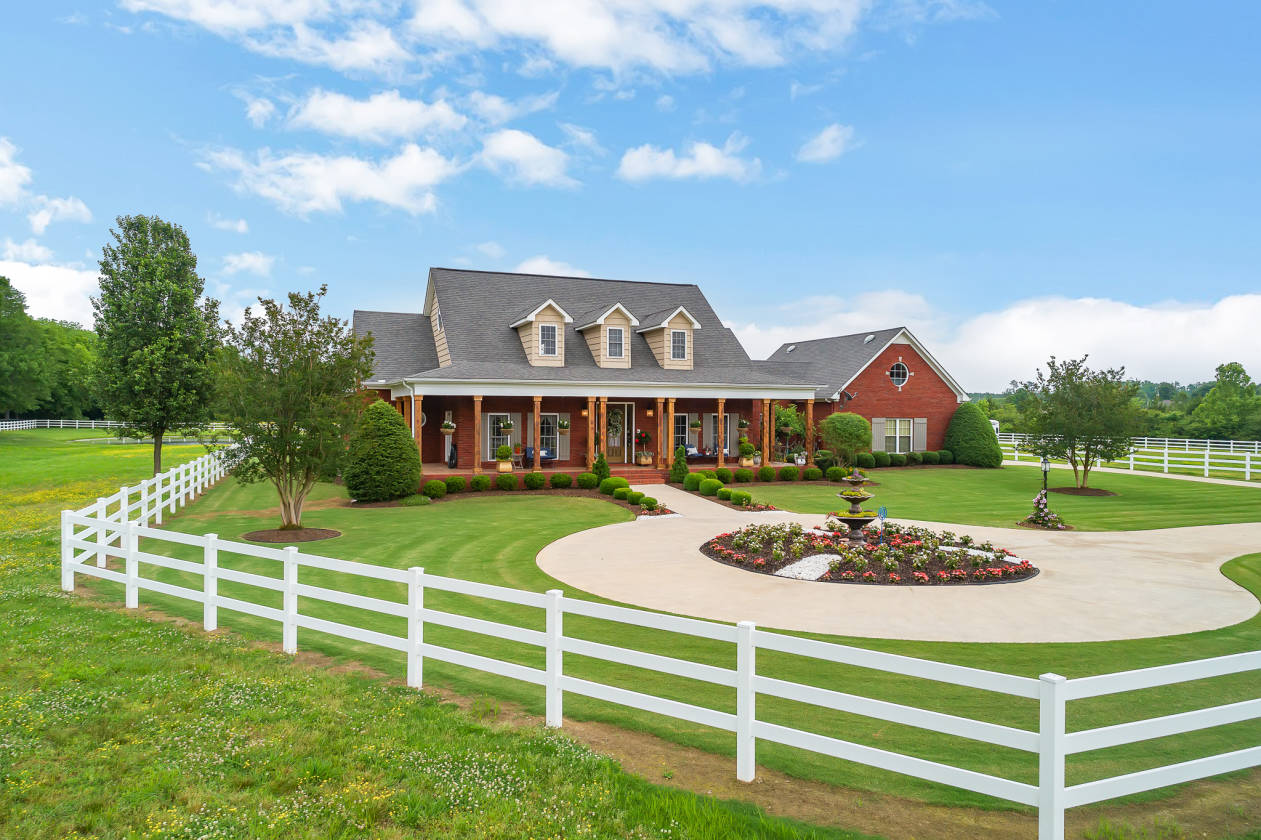 Professionally Designed Equestrian Estate Home Near Hampton Cove Huntsville Al Owens Cross Roads Madison County Alabama Horse Property For Sale