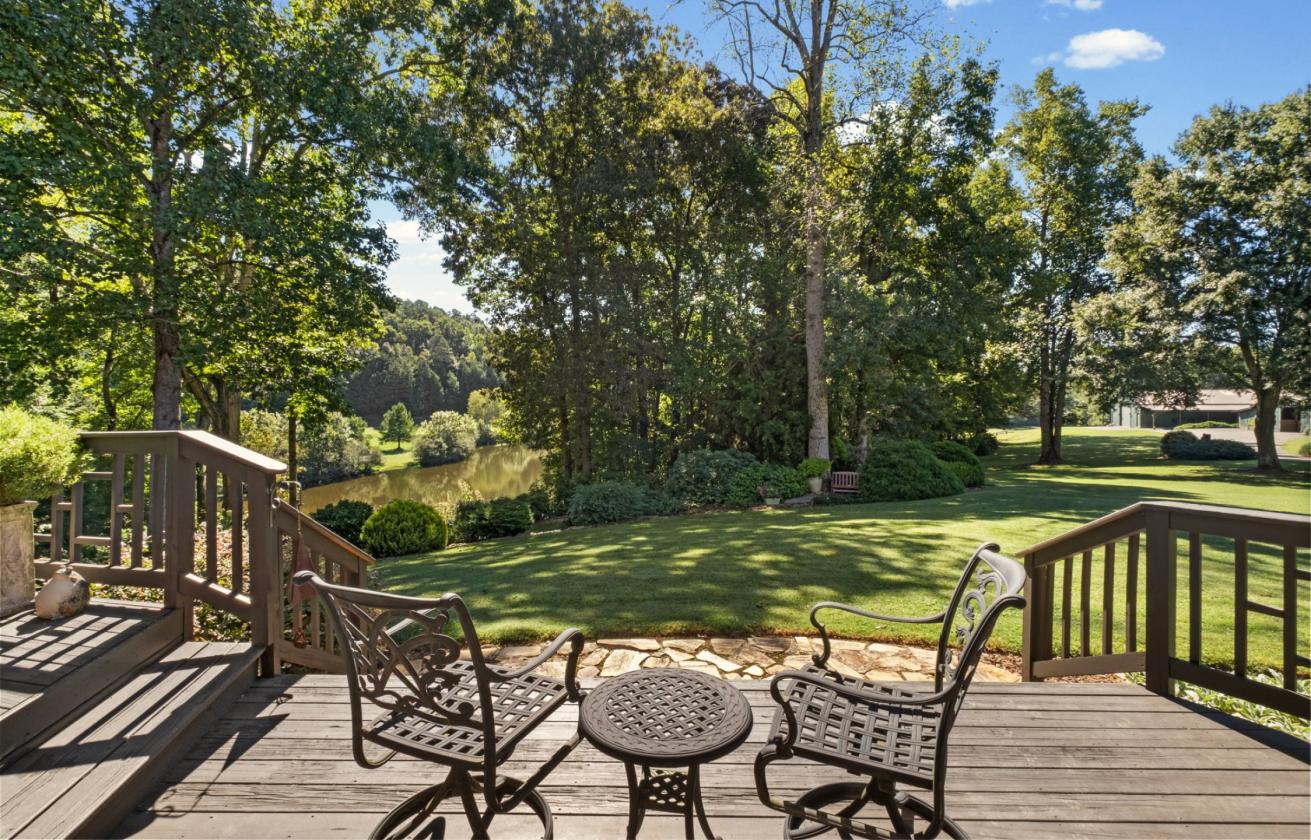 Equestrian Country Estate/ Private Lake/ 53 acres - photo 20