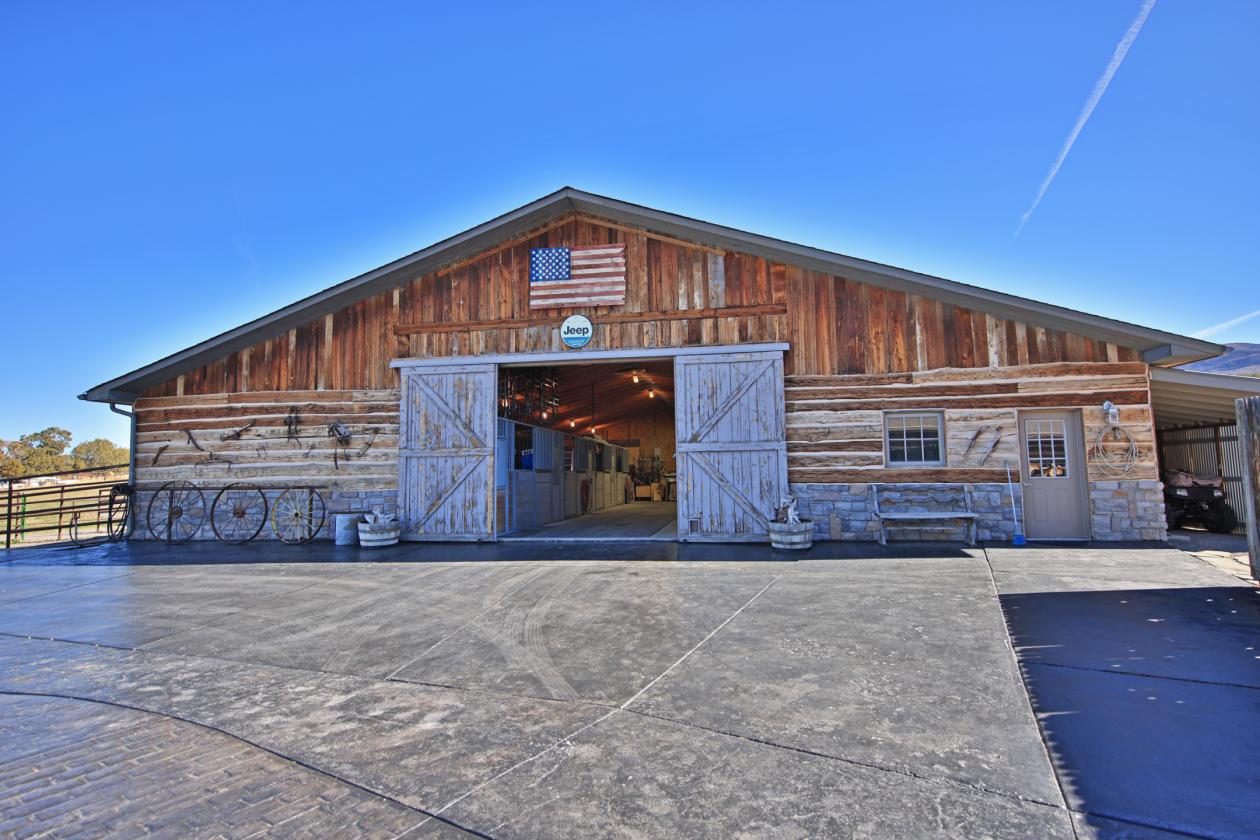 Log Home w/ Equine Facilities & Irrigated Hay Ground - photo 27