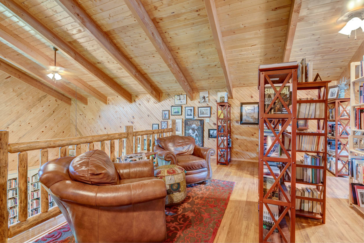 Black Hills Beautiful Horse Property with so Many Options!! Whitewood