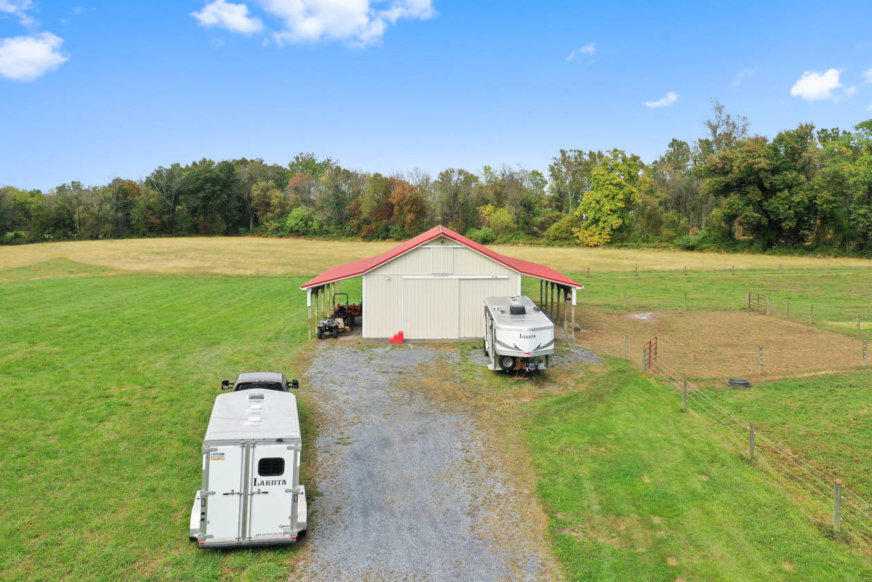 Horse Lovers Property in Berks County, PA Mertztown, Berks County