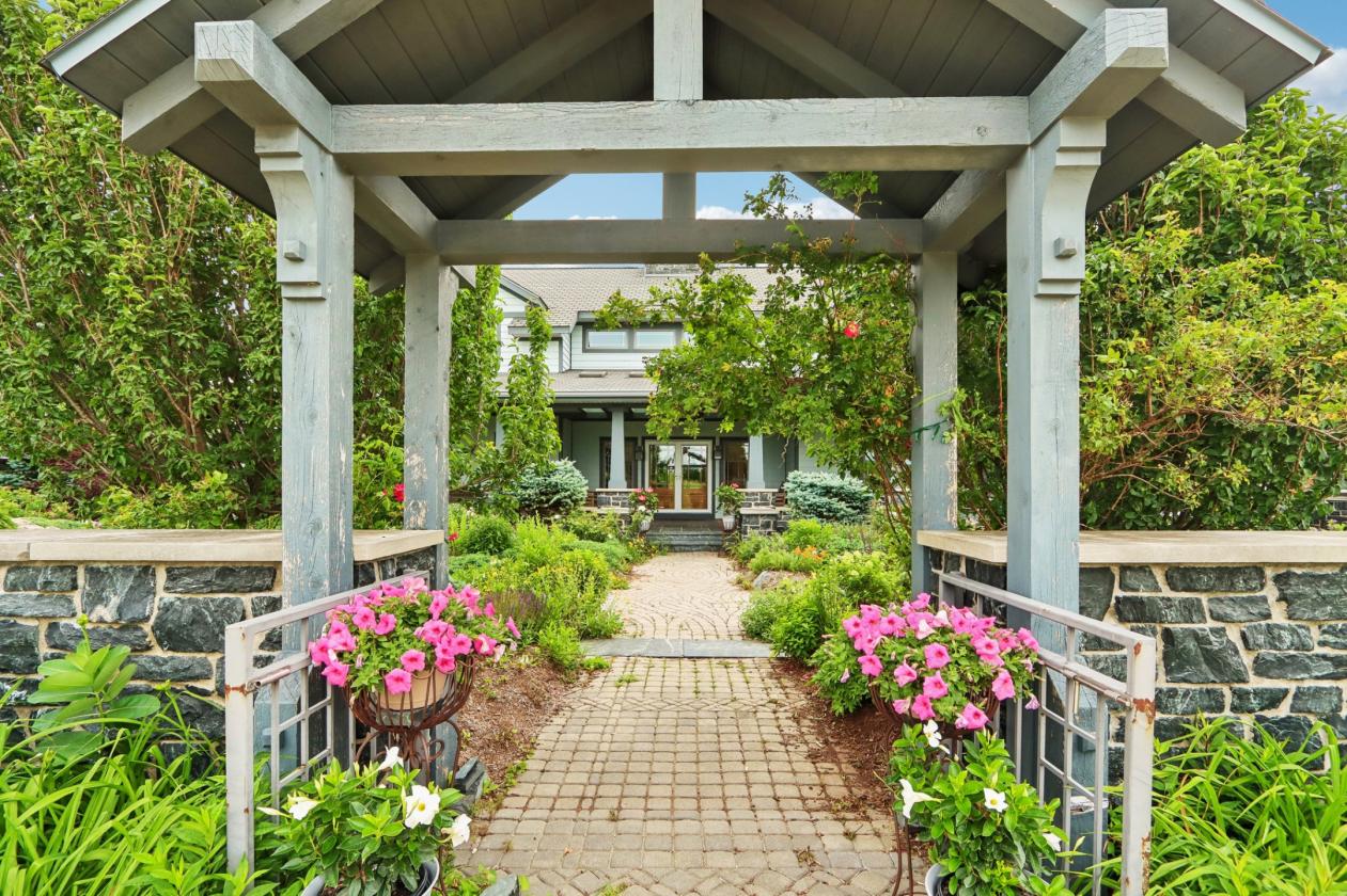 Luxury Equestrian center - photo 12
