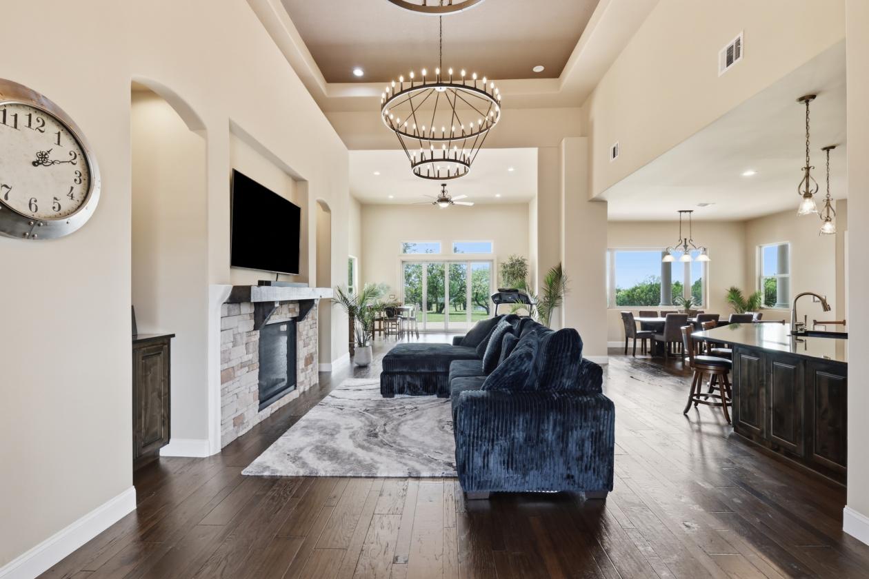 Gated Luxury Estate with Unmatched Views on 5 Acres - photo 29