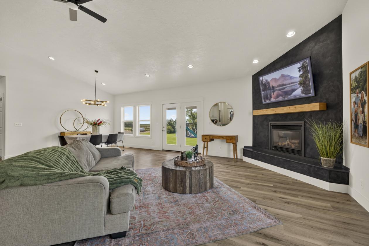 Quiet serenity in a convenient location!!! - photo 4