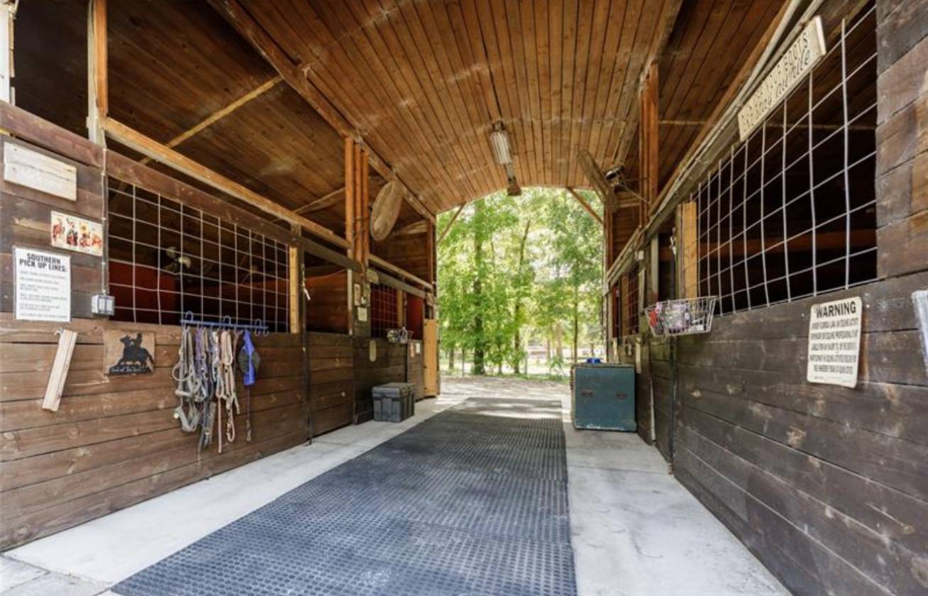 Horse Property for sale.