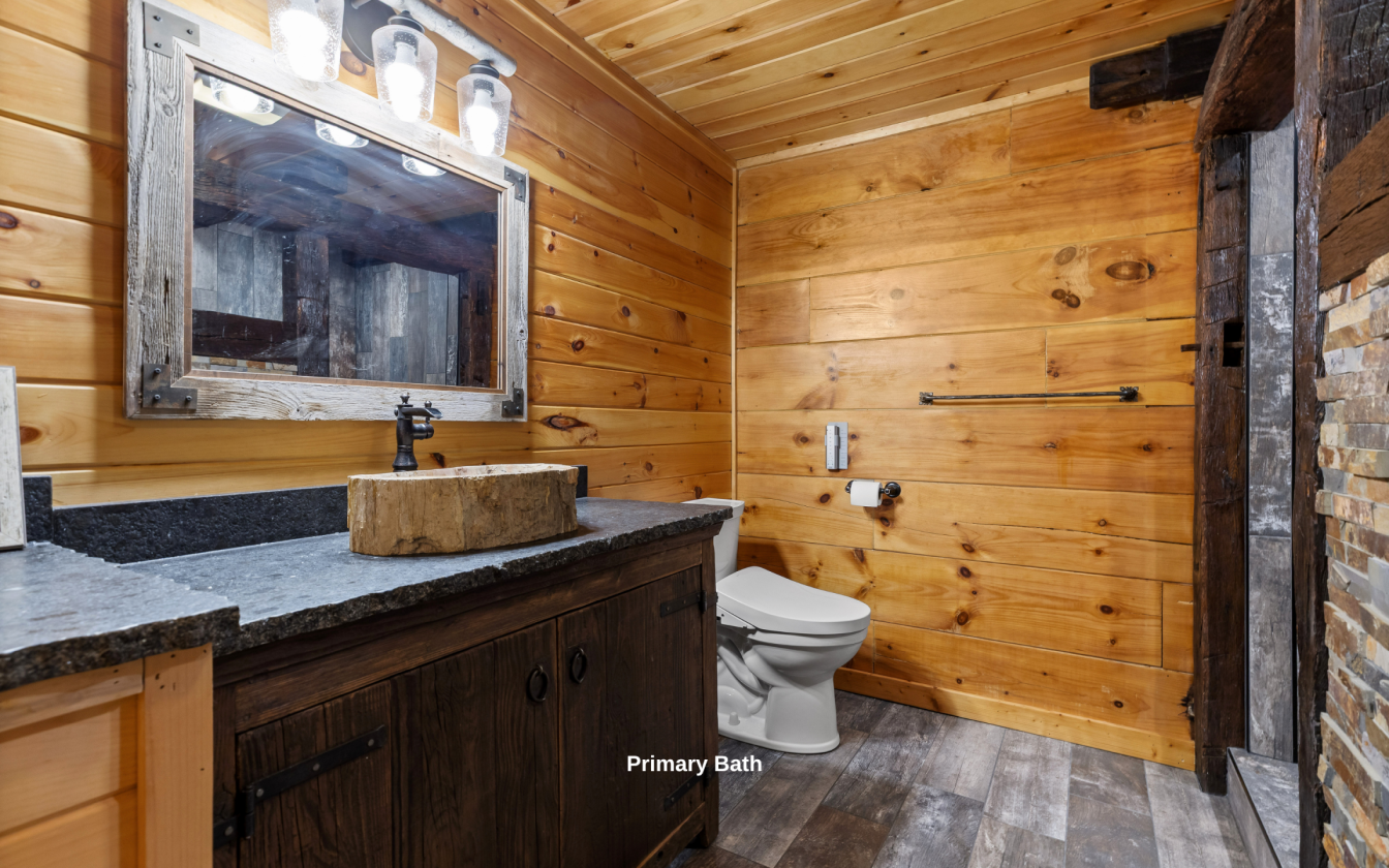 Classic East TN Farm, 2 Ponds, Log Home - photo 24