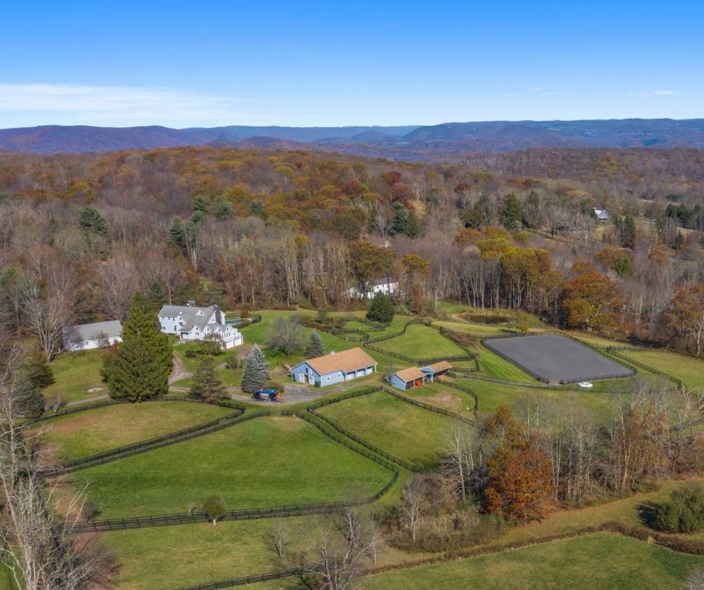 Welcome to Cherry Hill Farm, A State Of The Art... | Pawling, Dutchess ...