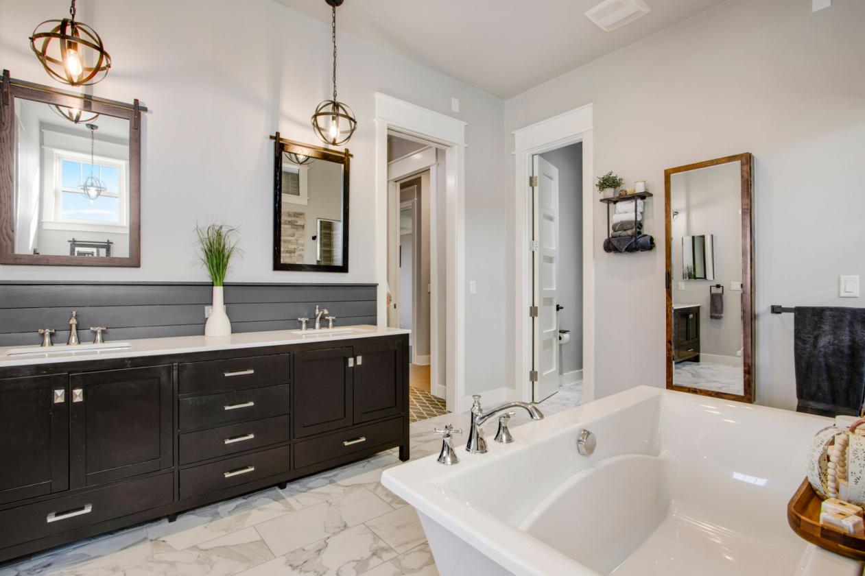 Fully Irrigated 6.67 ac Ft. Collins Estate - photo 18