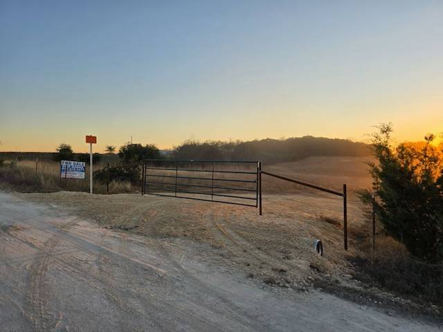 Horse Property for sale.
