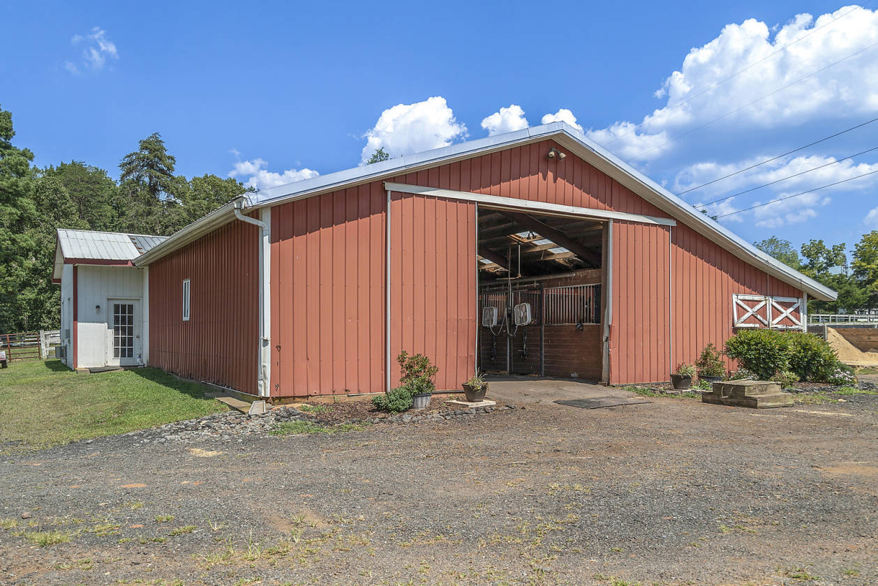 WORKING SHOW FARM 2 HOUSES Catlett, Fauquier County, Virginia
