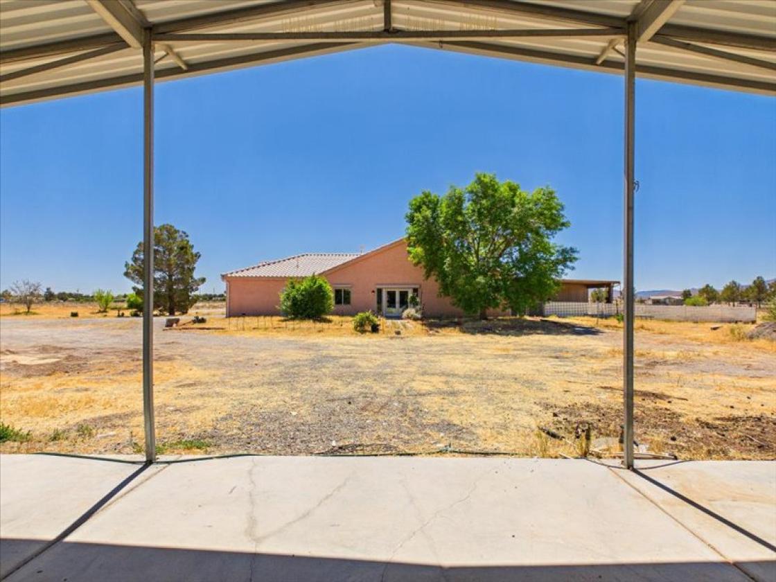 TWO HOUSES, LARGE BARN, 70 SOLAR PANELS on 6 ACRES - photo 4