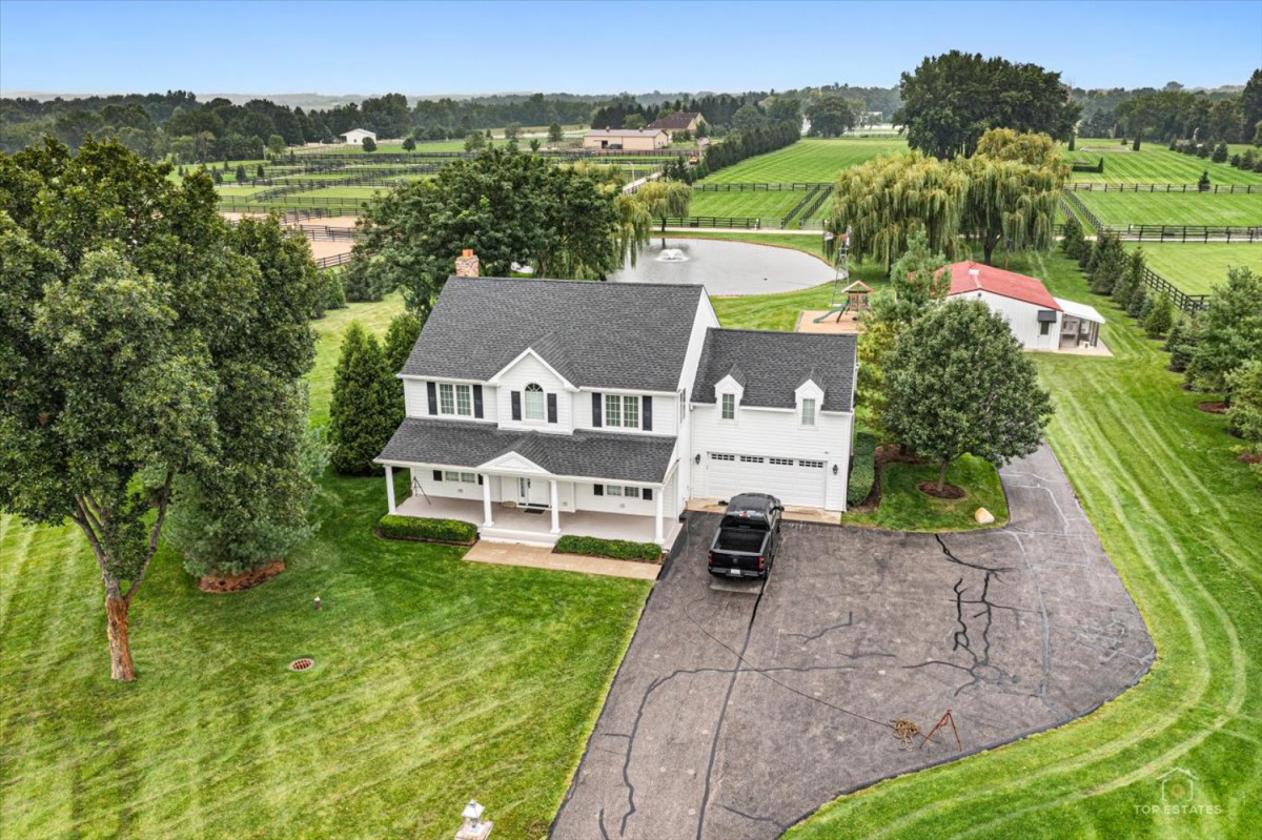 Truly exceptional world-class equestrian facility - photo 10