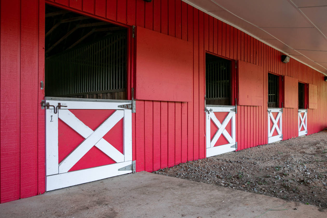 Breathtaking views from home, cabin and barn on 53 acres... Halifax