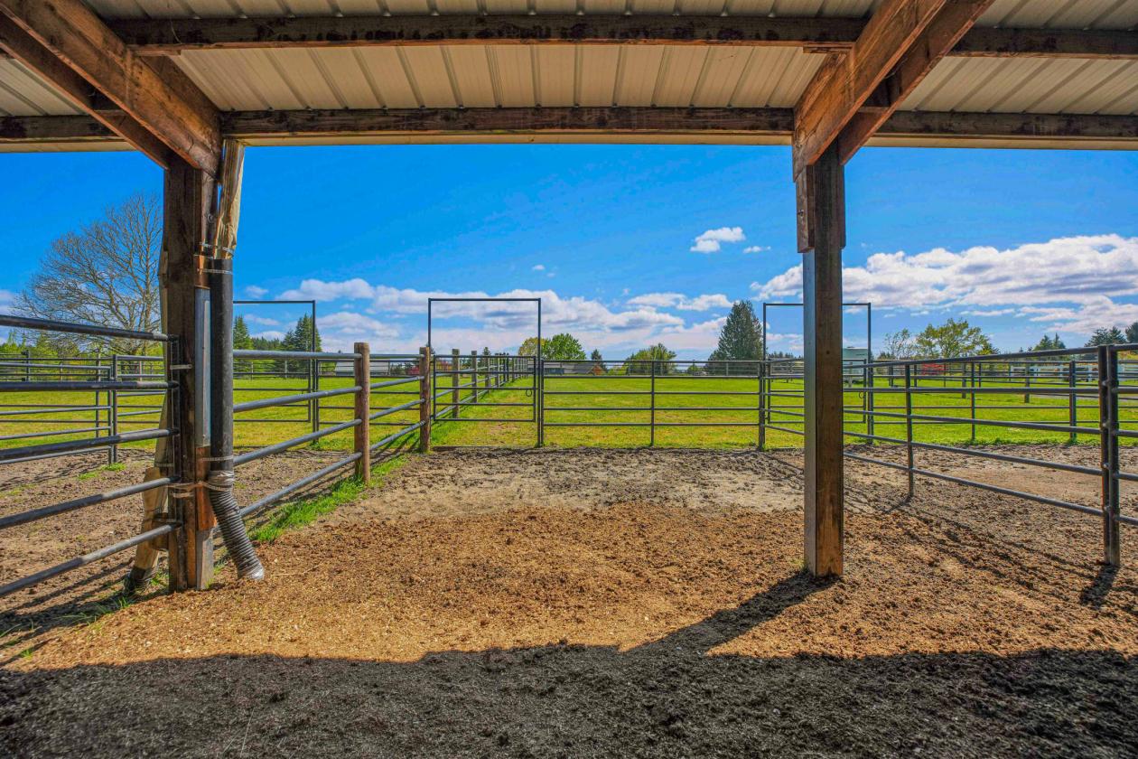 Close-In Horse Property with indoor riding arena - photo 11
