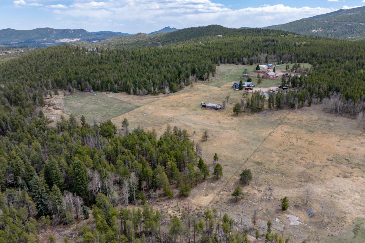 7.8 acres with 4 rentals - photo 15