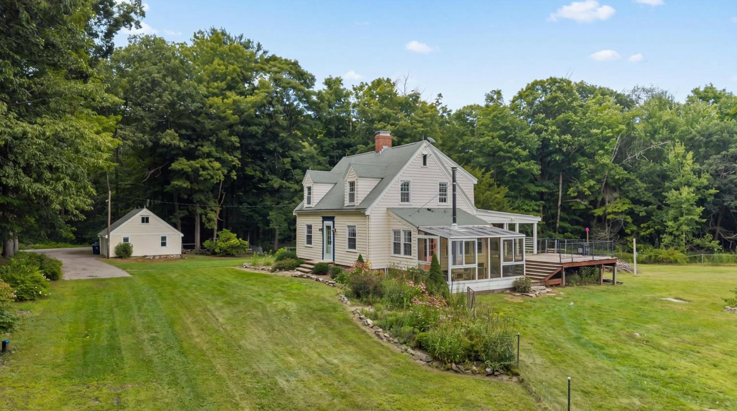 Beautiful Cape Home with Barn & Direct Trail Access - photo 6