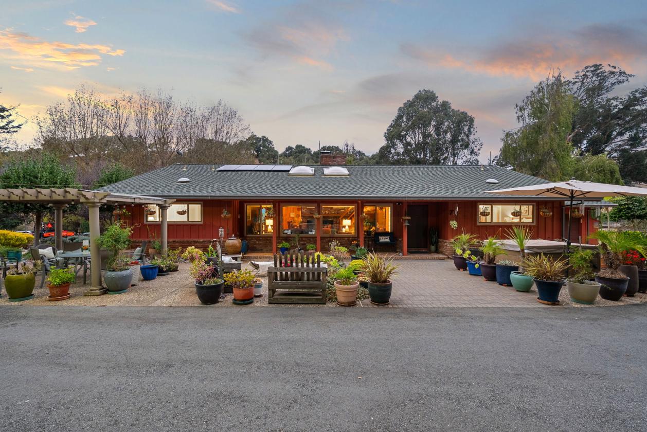 Exceptional Salinas Ranch:  Guest Quarters & Views - photo 2